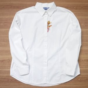Pooh Disney White Button Up Point Collar Blouse